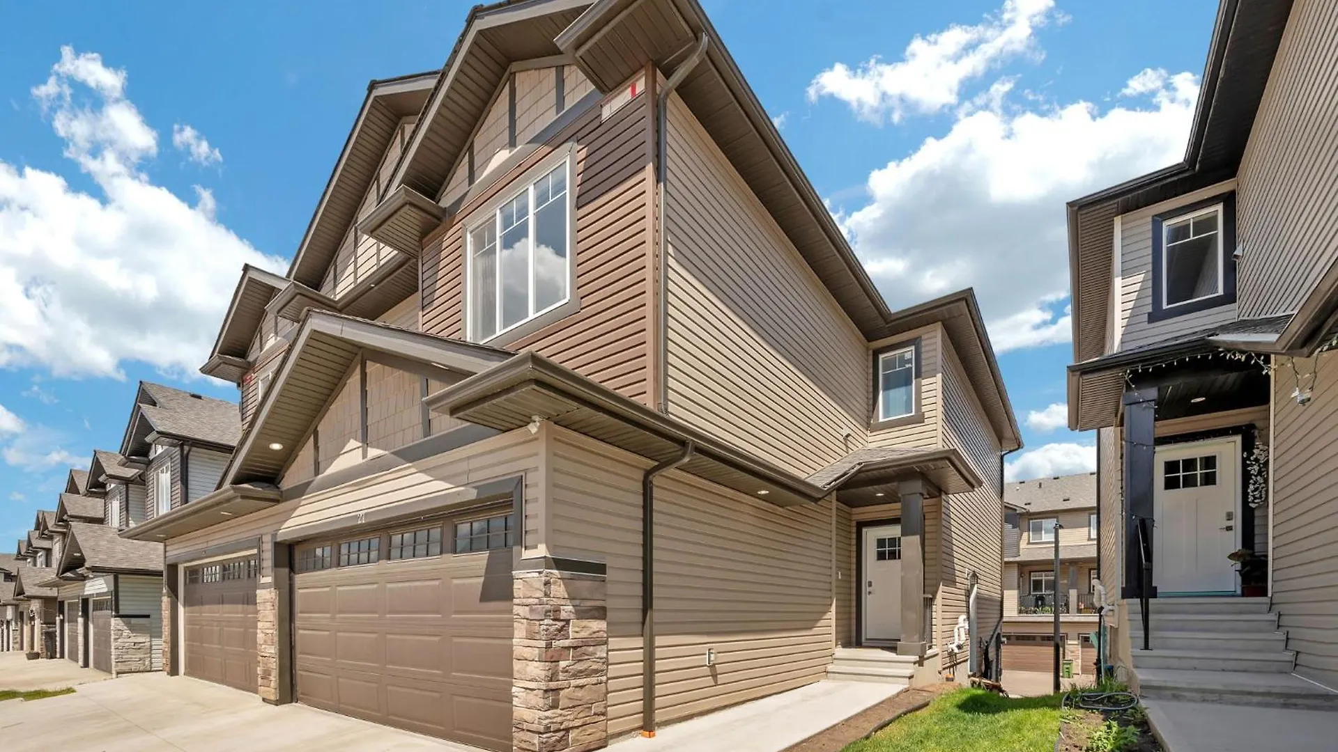 Luxury Family Vacation Rental In Laurel Edmonton Daire